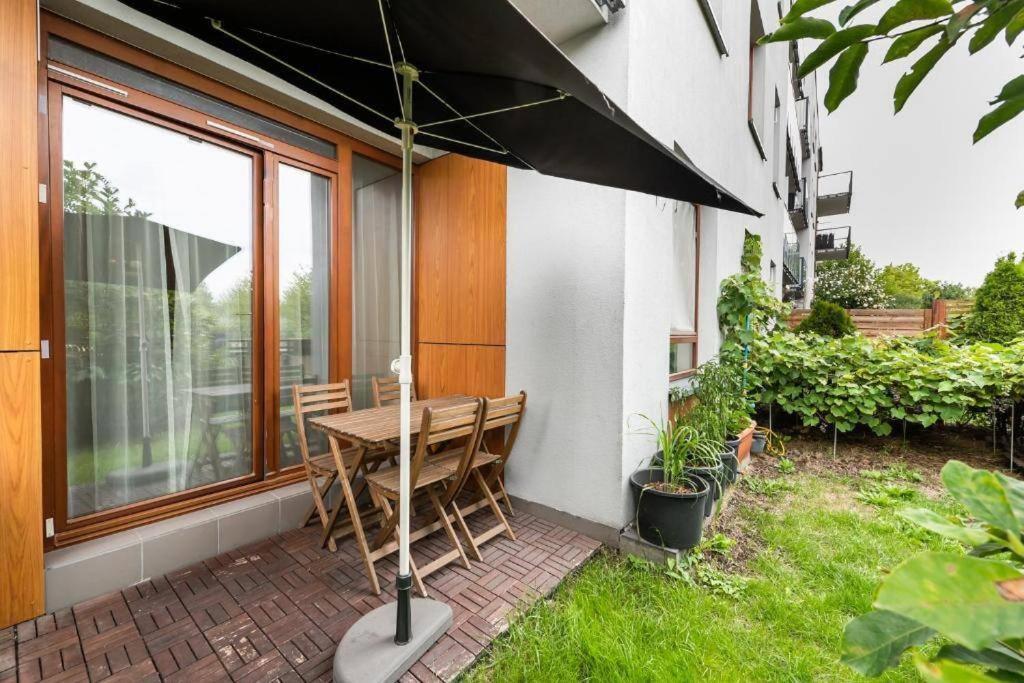 Luxury Garden Apartment Varsovia Exterior foto