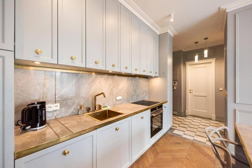 Luxury Garden Apartment Varsovia Exterior foto